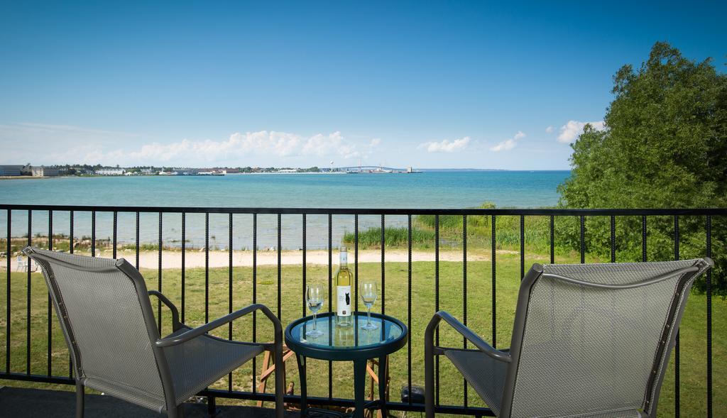 Clearwater Lakeshore Motel Mackinaw City Oda fotoğraf