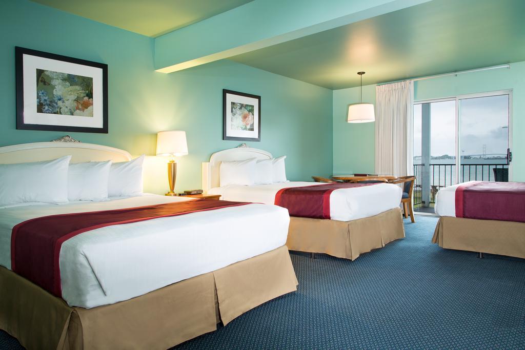 Clearwater Lakeshore Motel Mackinaw City Oda fotoğraf